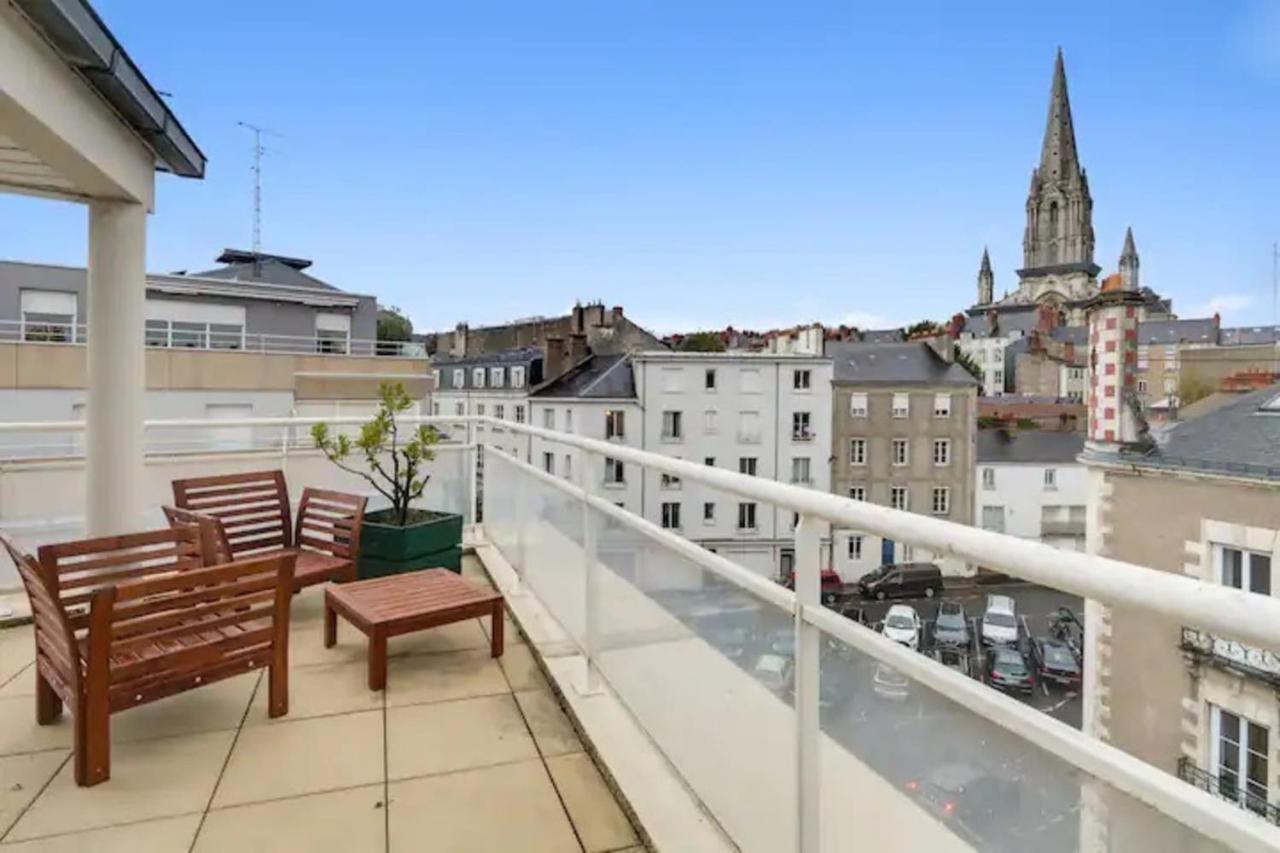Bright Apartment With Large Terrace น็องต์ ภายนอก รูปภาพ