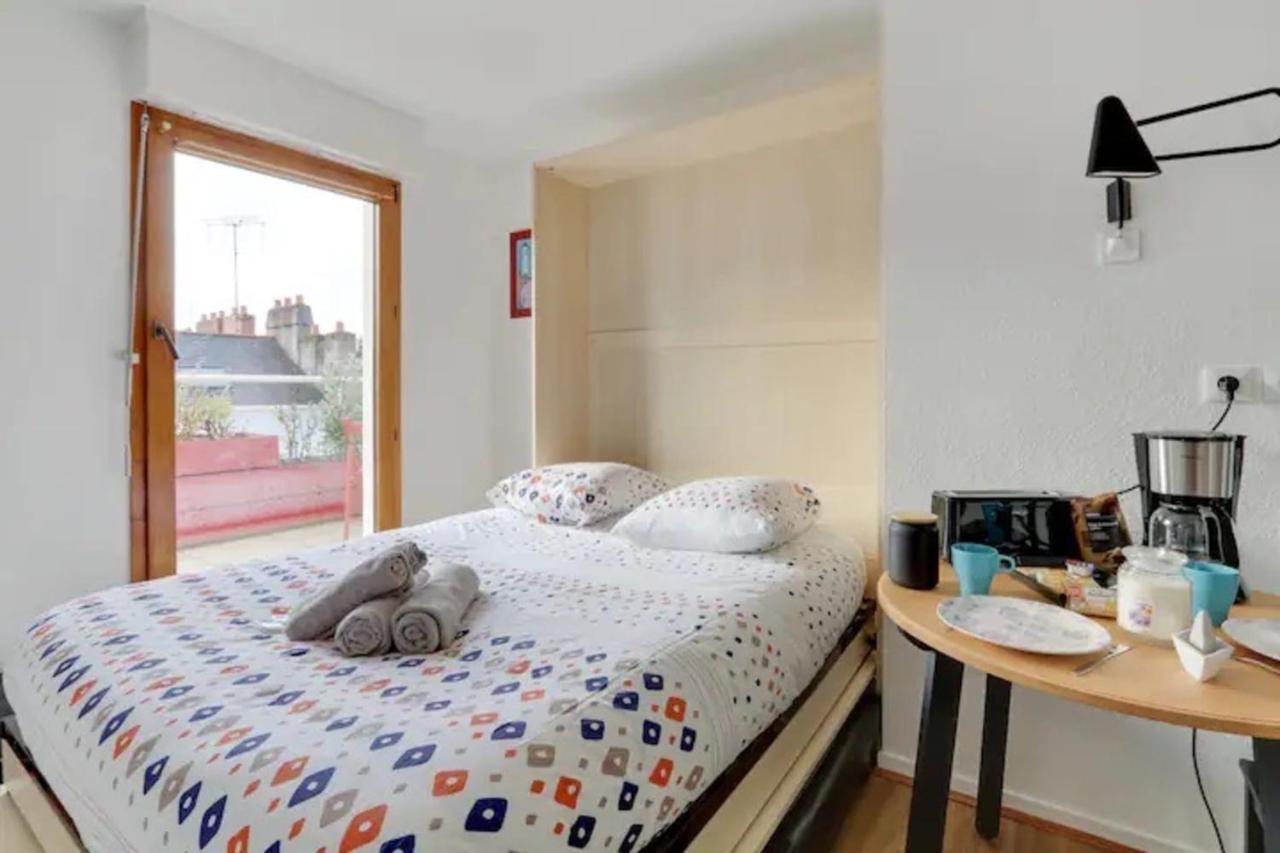Bright Apartment With Large Terrace น็องต์ ภายนอก รูปภาพ